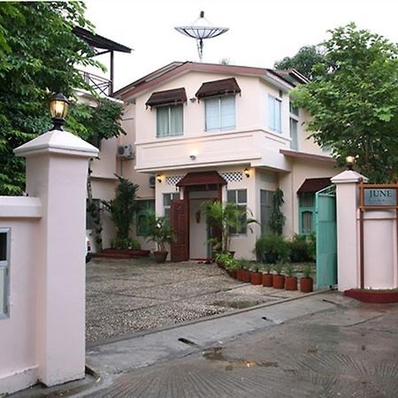 Hotel June Business Bed Breakfast Yangon Exterior photo