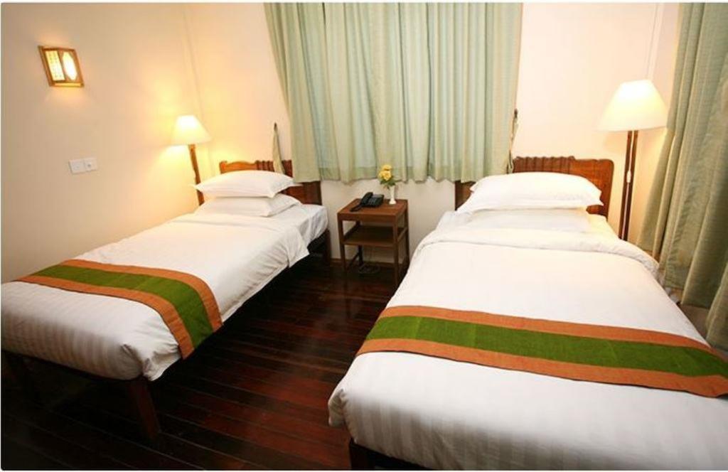 Hotel June Business Bed Breakfast Yangon Exterior photo